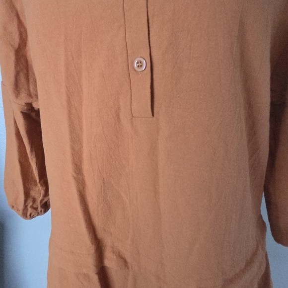 Elegant Rust Button-Up 3/4th Sleeve Tunic Top - Picture 4 of 7